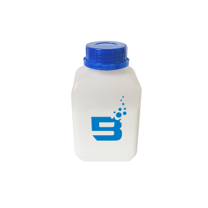 h2booster waterstoftherapie A white caustic soda 210 gram booster bottle with a blue lid on it.